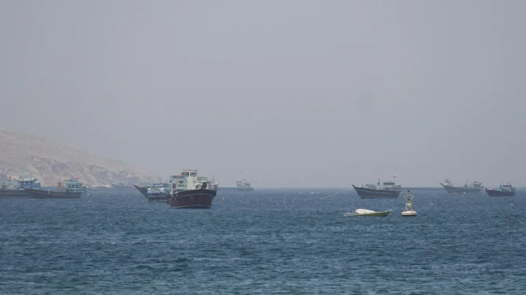 Iran ta harba makamai masu linzami kan jiragen ruwa a Mashigar Hormuz