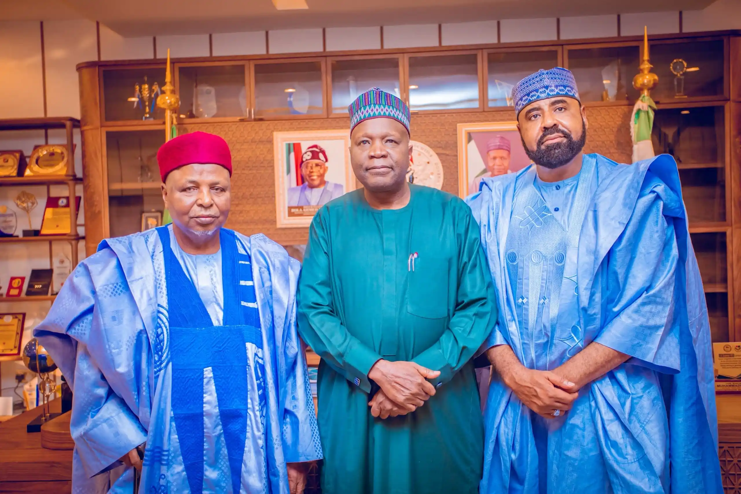 Tsohon sakataren gwamnatin Gombe ya sauya sheƙa zuwa APC