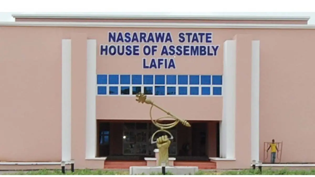 Majalisar Nasarawa ta gayyaci shugabannin gidauniyar tallafa wa ilimi kan rikicin shugabanci