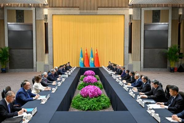 Xi Jinping Ya Gana Da Shugaban Kazakhstan