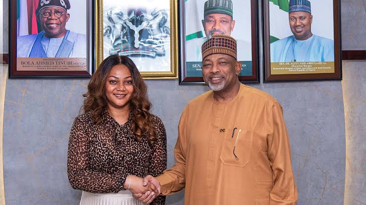 NIMC Ta Yi Haɗin Gwuiwa Da Ma'aikatun Gwamnati Don Faɗaɗa Rajistar NIN